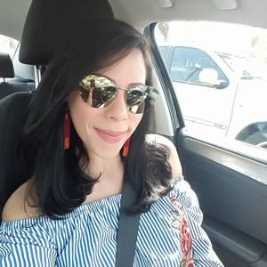 Meet your Posher, Kenia